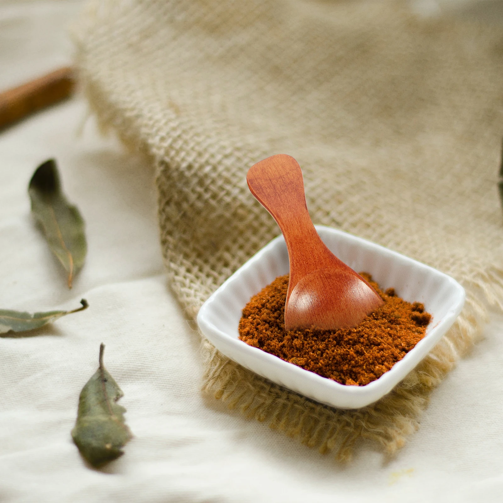 

2Pcs Mini Teaspoon Set Premium Wood Small Spoons Kitchen Supplies Seasoning Tools Bath Salt Scoops Tea Measuring Accessories