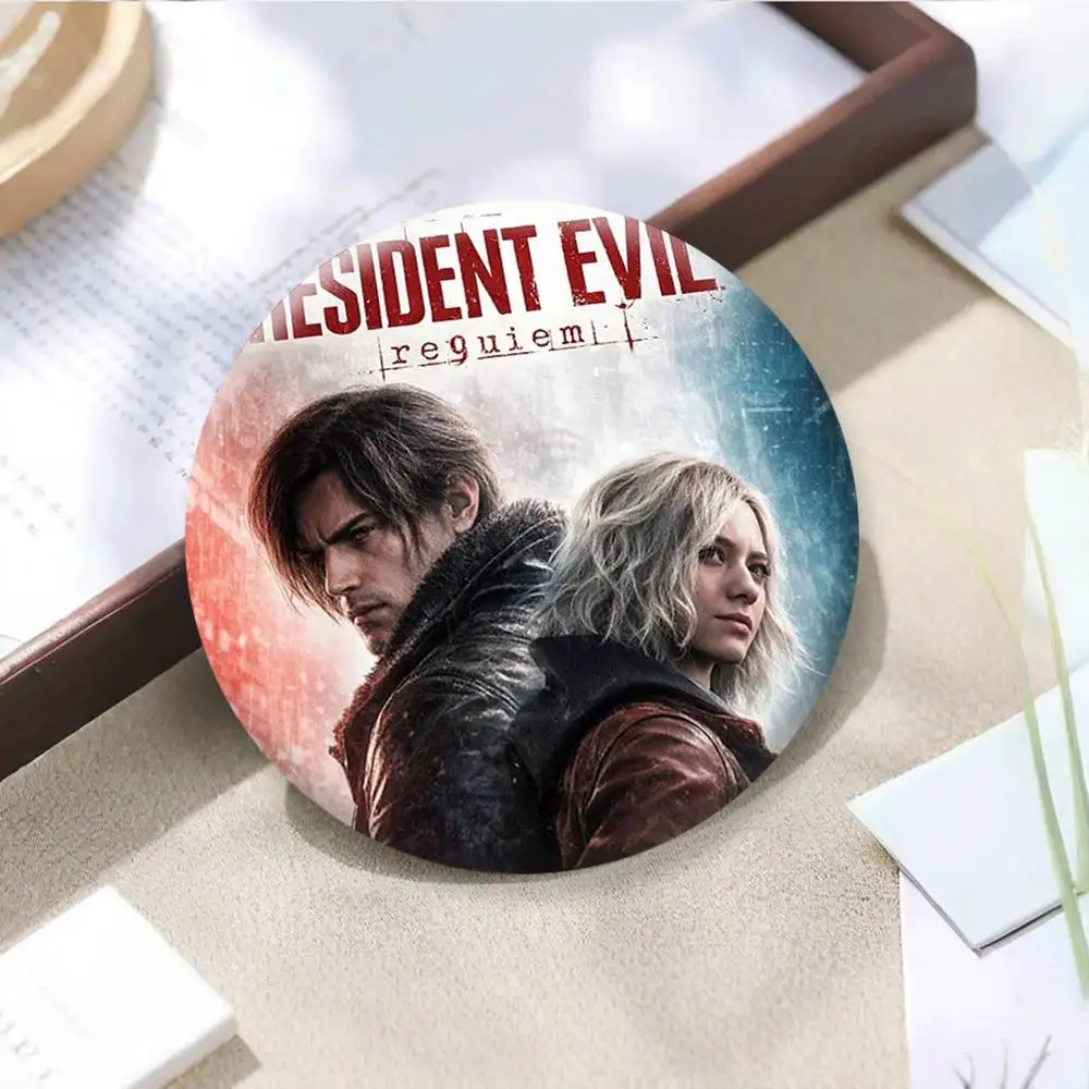 Leon R-Resident E-Evil 9 Brooches Cartoon Badge Pins Backpack Hat Accessories Friend Gift