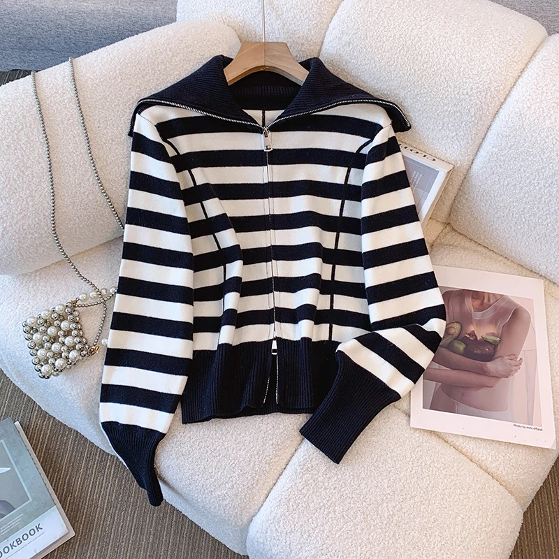 EWQ Casual Style Big Lapel Striped Knit Cardigan Thick Double Zipper Design Fashion Women Sweater Coat 2024 Winter New 27X9261