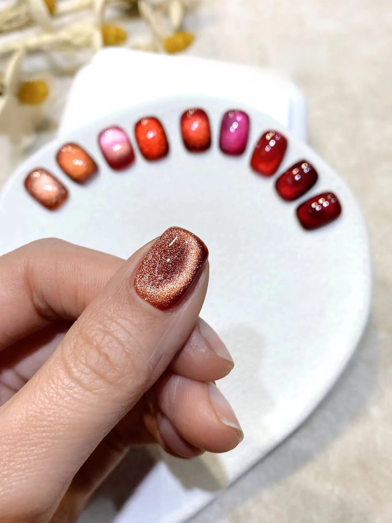 1/6 Pack 12ml Red Pearl Cat Eye Nail Polish with Starry Sky Effect, Magnetic Gel Nail Polish, Removable, UV LED Gel Nail