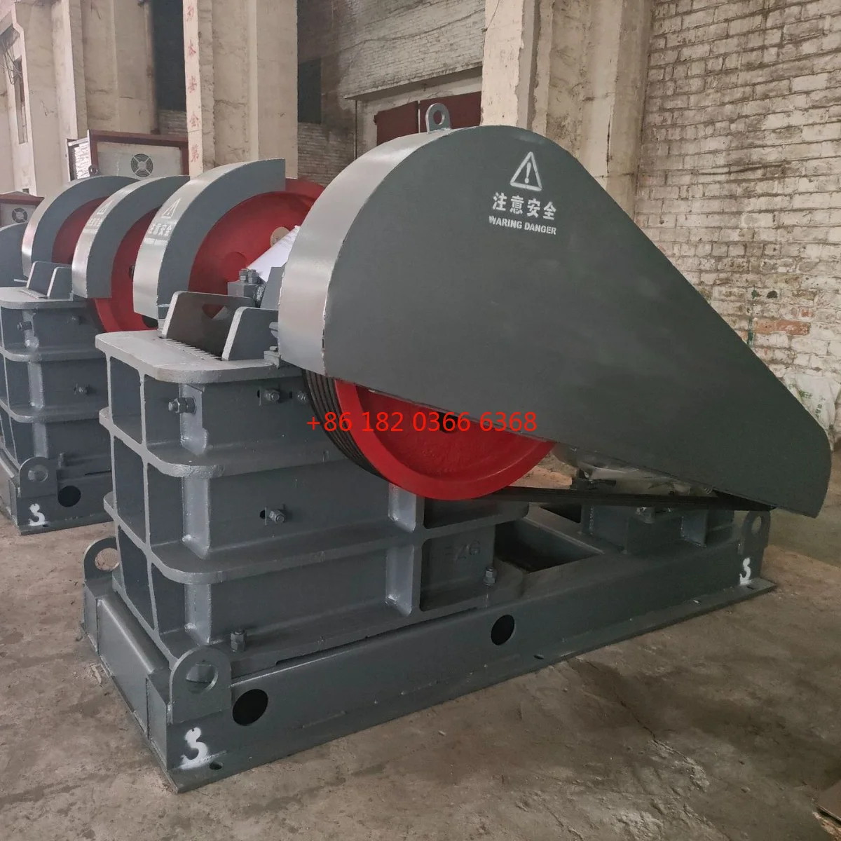 Customized Factory Direct Mini Stone Mobile Crawler Jaw Crusher Machine High Quality Product