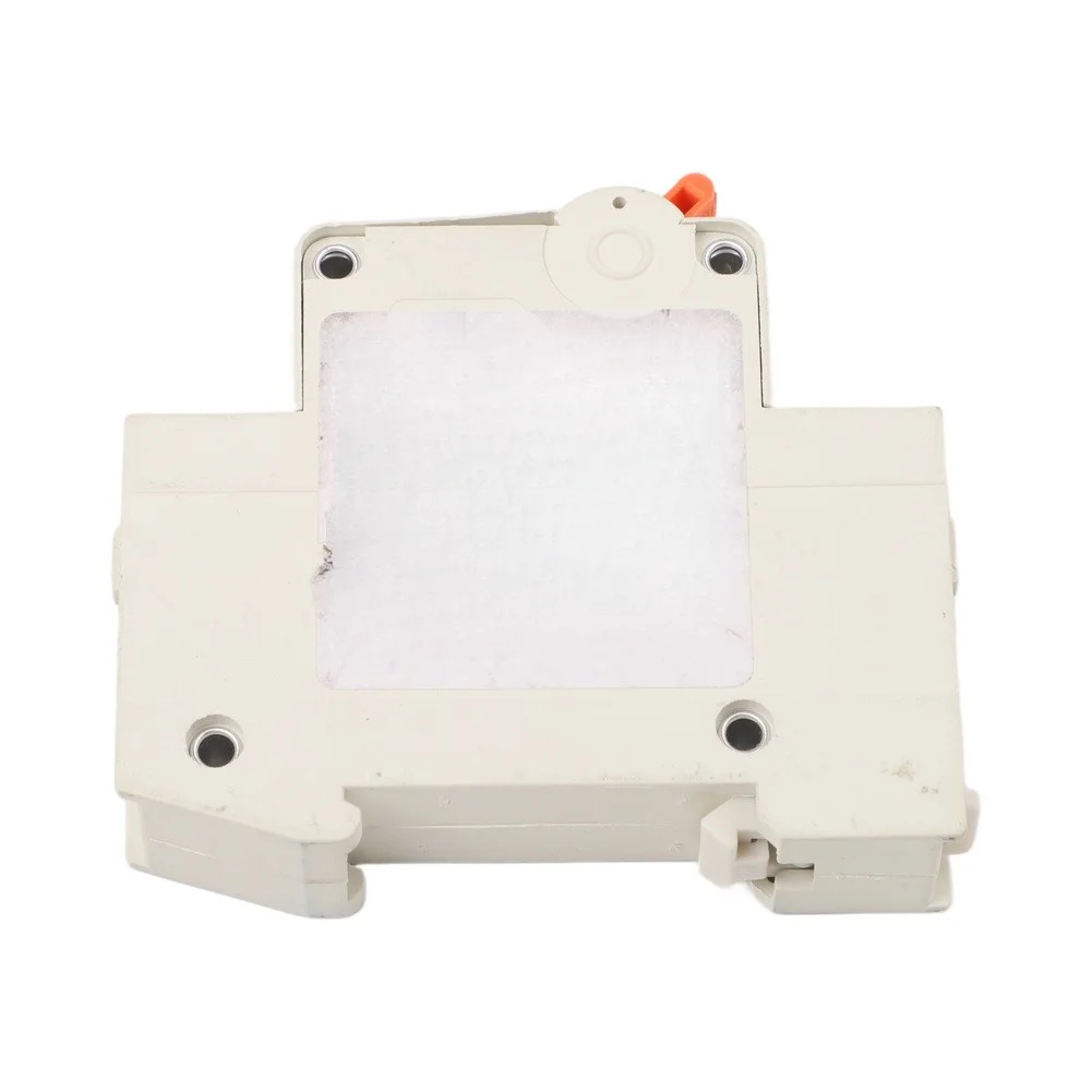 DIN Rail Breaker 16A Overload Protector For Fire Hazard Prevention Visible Status Indicator For Household Lighting