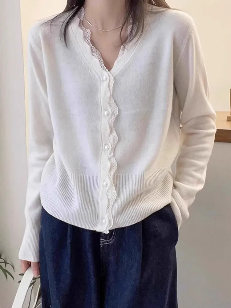 

Comfortable Soft Knitted Open Cardigan Casual Long Sve V-Ne Button Design Women's Faion Autumn Wear Ele Commute De...