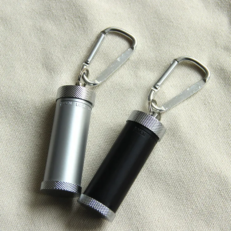 Pocket Ashtray Japan's Original Metal Mini Portable Ashtray Pull-out Ashtray Portable Ash Tray Pocket With Carabiner Pendant