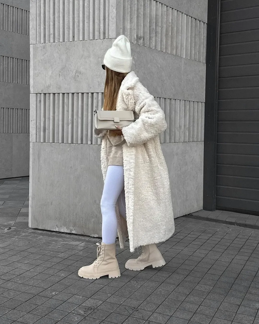 Lambswool Long Coat Women Autumn Winter Thick Warm Lapel One Button Female Overcoat New Fashion Loose Pockets Lady Outwear