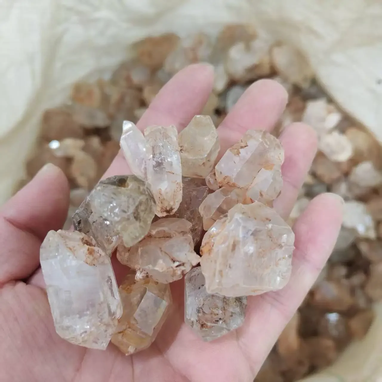 Natural Freeform Golden Herkimer Diamond Gravel Stone Ornaments Collection Crafts Gifts Home Decoration