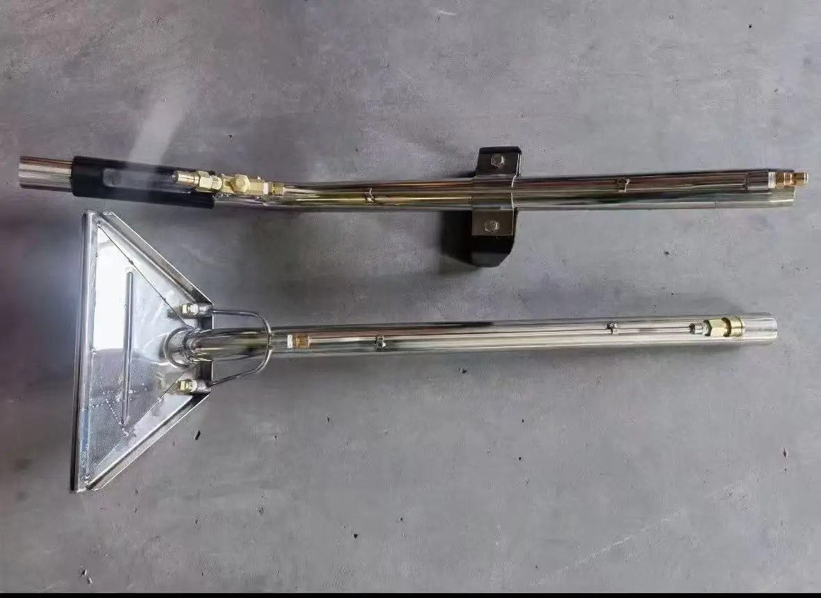 Retractable Carpet Cleaning Wand