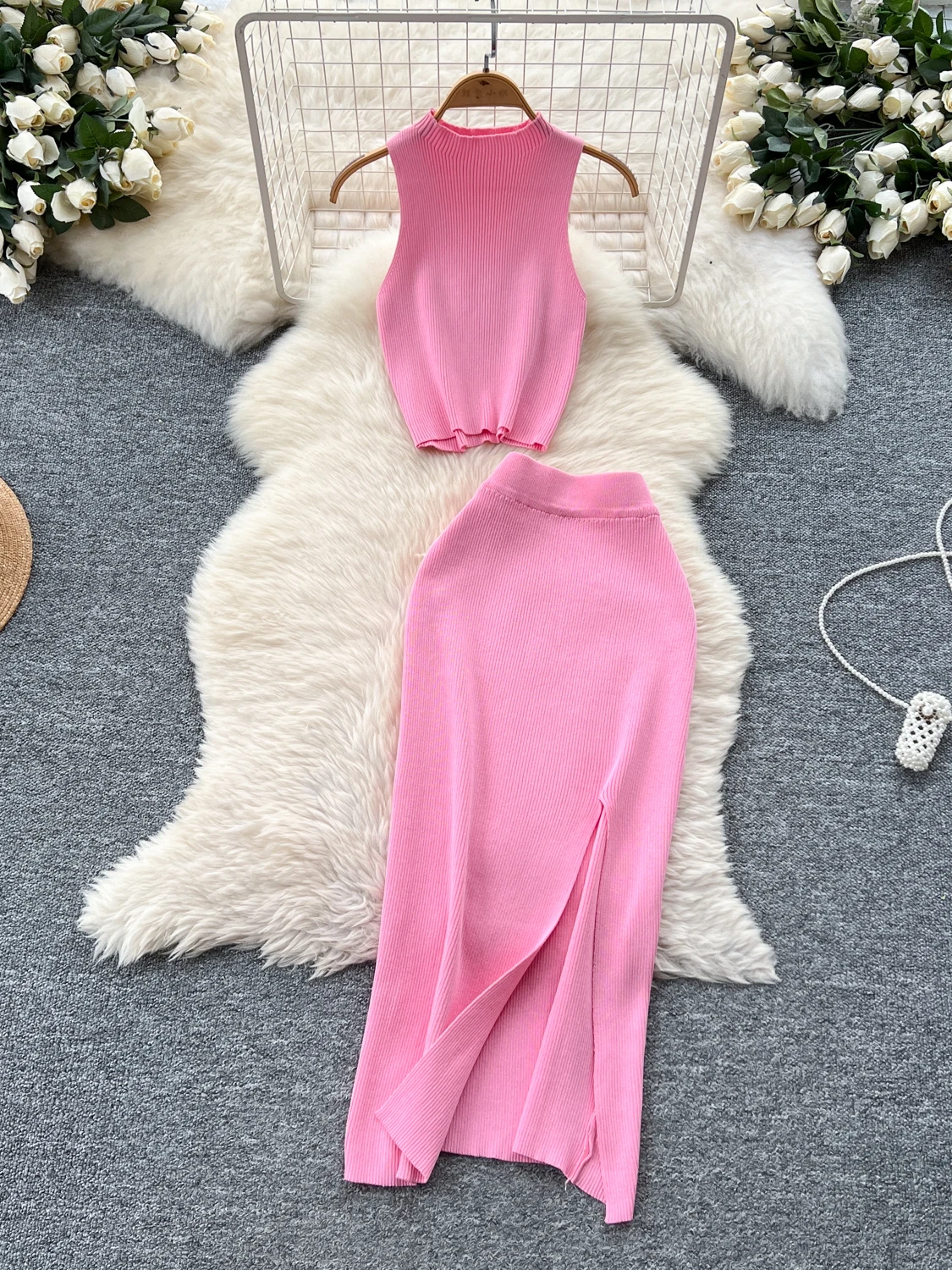 

Sexy Summer Outfit for Women High Waist Knitted Top Svel f Body Skirt Set Faionable Split Design Ideal for Ages 8-25