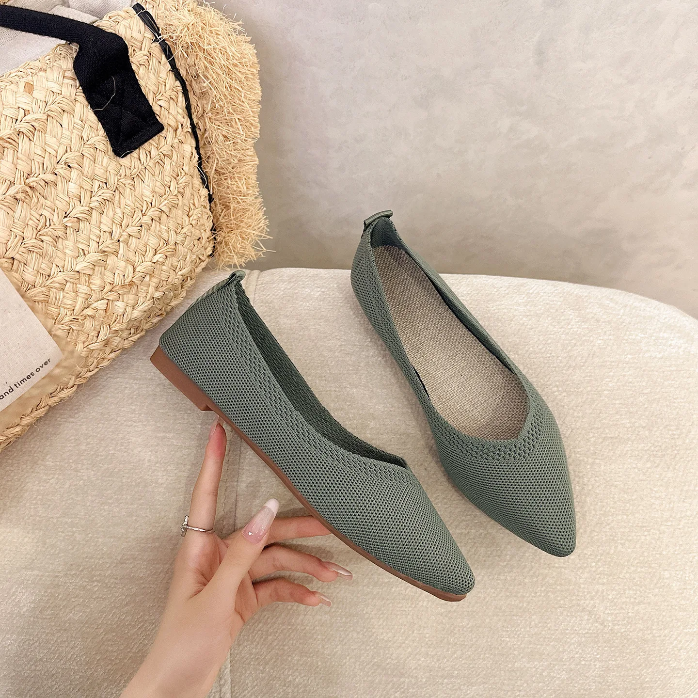 2025, Damen-Schuhe mit spitzer Zehenpartie, atmungsaktiver Stoff, Frühling und Sommer, flache Schuhe, weiche Sohle, Slip-on-Müßiggänger für Mädchen, tägliches Gehen, Fahren – Detail 17
