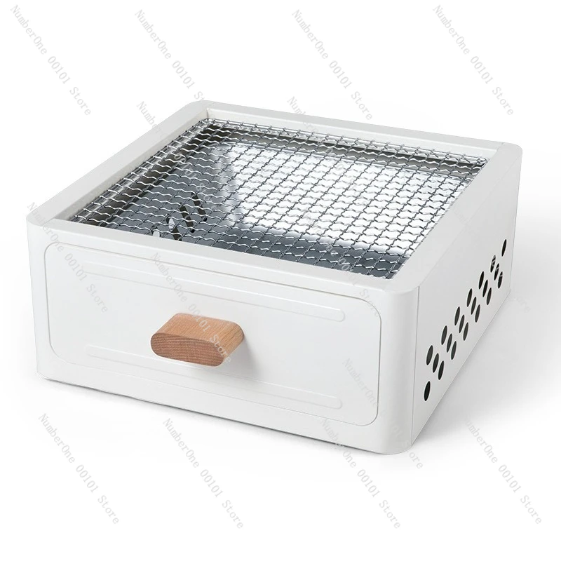 

Полный набор уличных угольных печей с чаем и барбекю, связанных вокруг плиты.