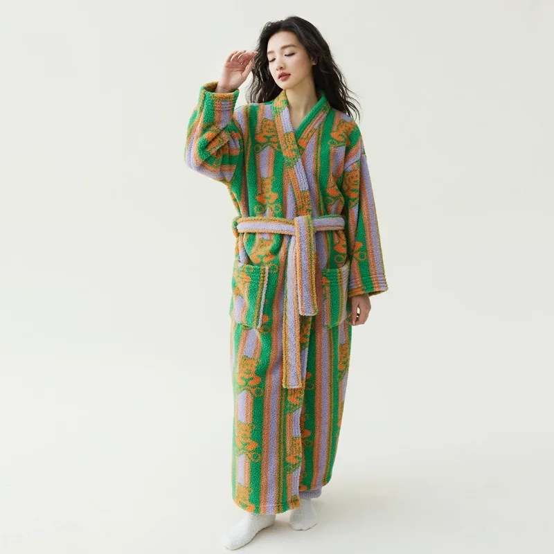 New Autumn Winter Coral Fleece Thickened Women Bathrobes Loungewear Anti-static Warm Pajamas Long Robe