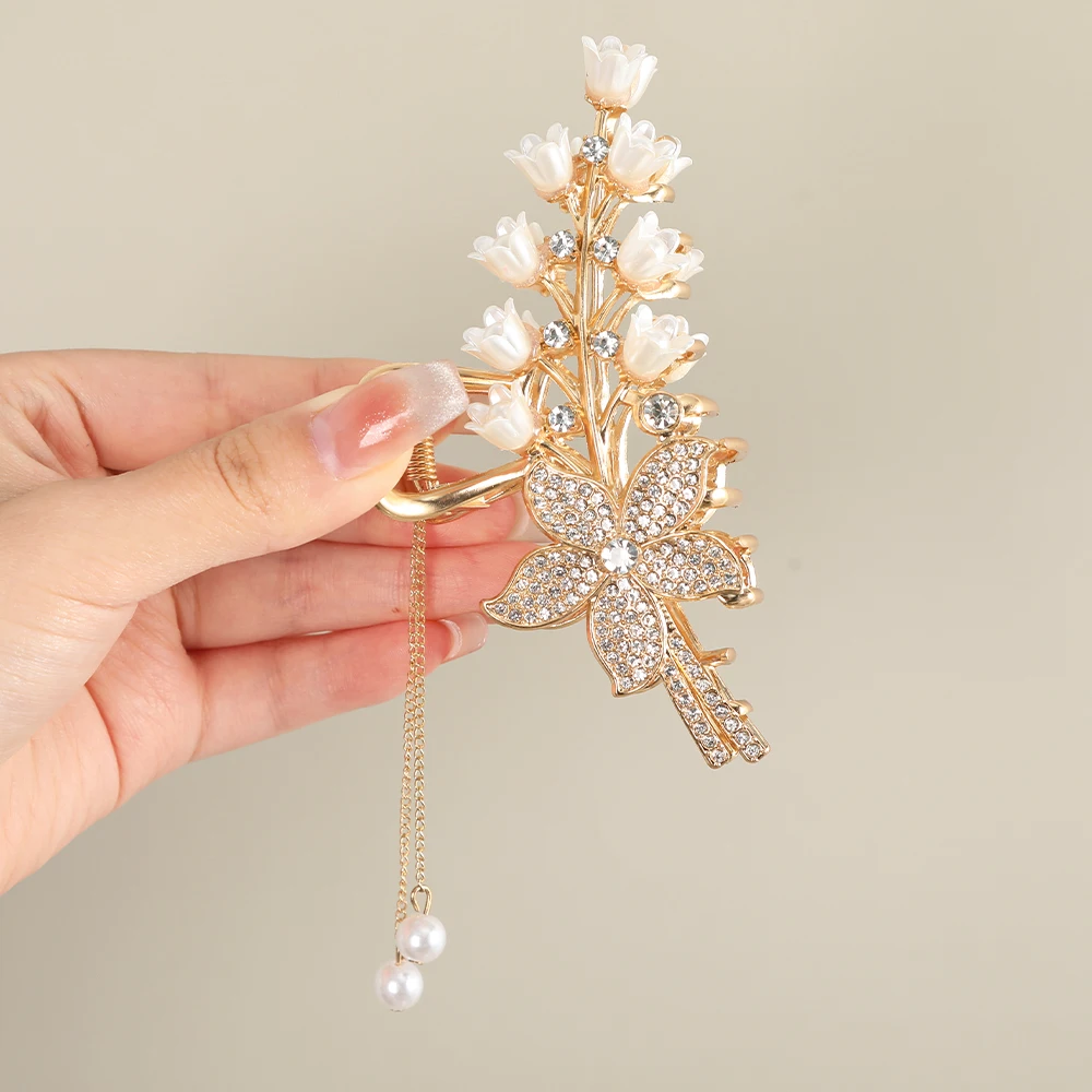 11.5cm Lily Of The Valley Bouquet Tassel Clip Golden Hair Claw Hair Clips Red Festival Ponytail Hair Crabs Fashion Accessories