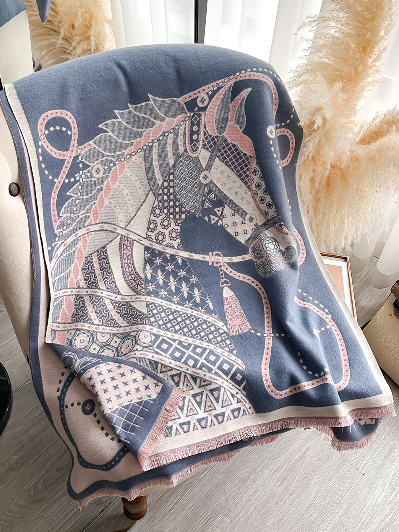 Eleganter Pashmina-Schal mit Pferdemuster für Damen, luxuriöser Kaschmir-Schal, dick, warm, Herbst- und Winterdecke, Stola, langes Design – Detail 7
