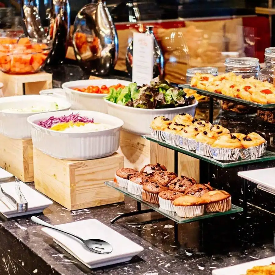 Juego de 2 piezas de acero inoxidable para servir: cuchara ranurada y cuchara sólida para buffet, ensalada, curry, plato de frutas