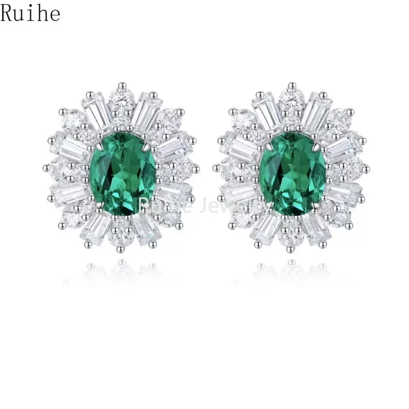 Ruihe New Classic Style A Pair of 1.45 Carat Lab Grown Emerald Gemstone 925 Silver Earrings Women Jewelry Ladies Party Gift