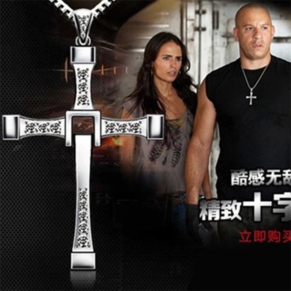 Fast and Furious 8 Dominic Toretto Cross Necklace Jewelry Classic Rhinestone Charms Cross Alloy Necklaces Men Pendant Gift