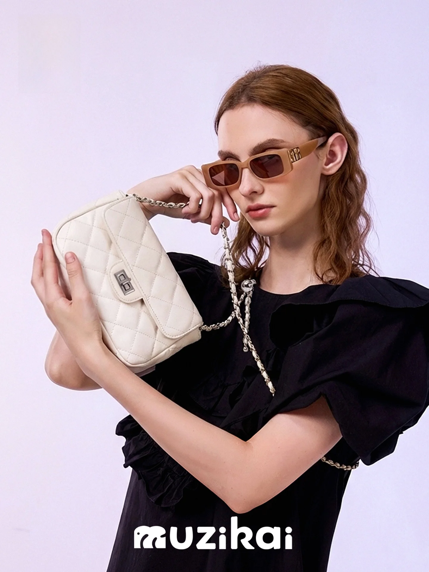 

MuziKai Luxury Texture Small Square Bag Women's Fashion Simple Chain Crossbody Bag 2026 New Style High End Minimalist Design