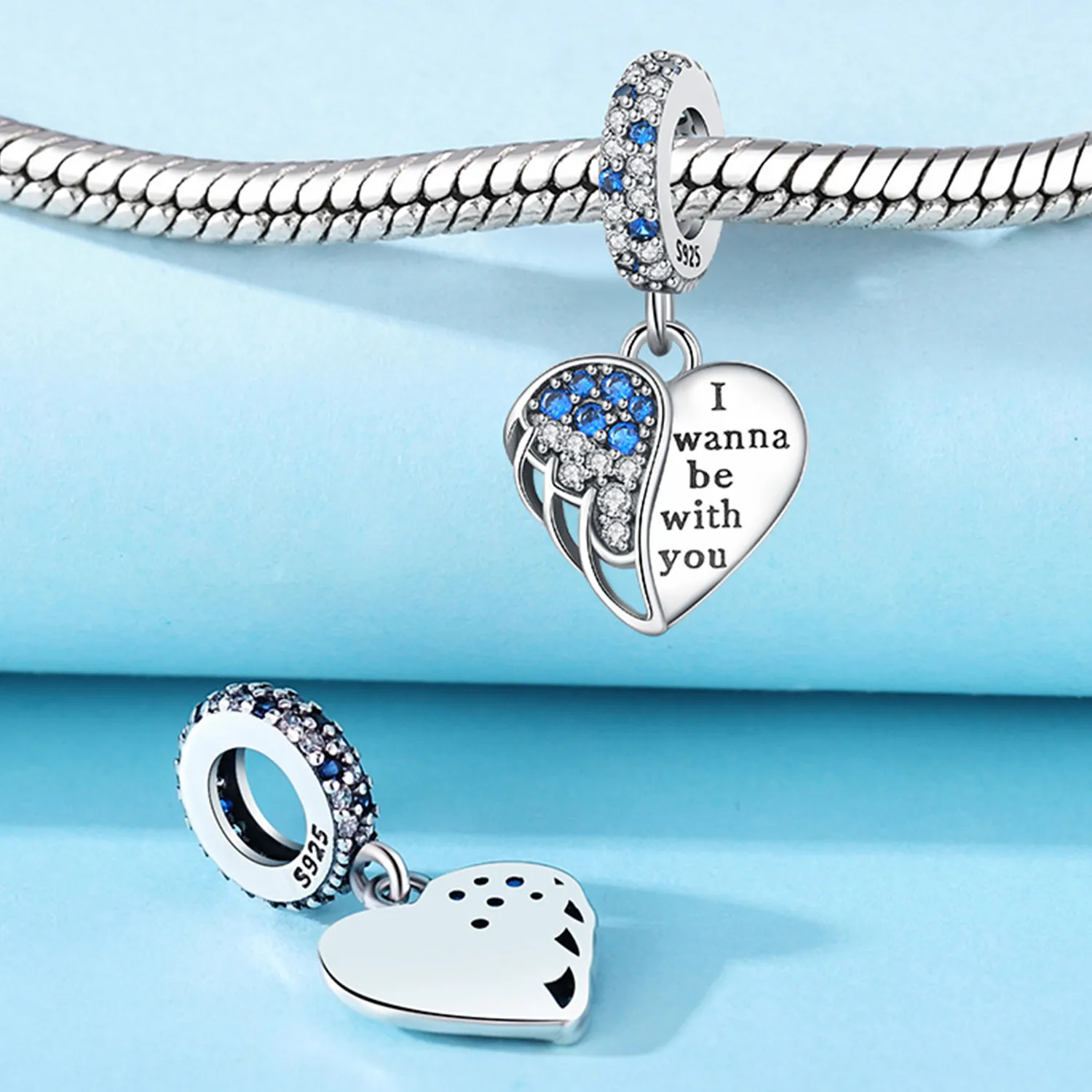 Girl Doll Sister Mom Heart Camera Silver Plated Beads Original Charms Fit Bracelets Bag Keychain Charms DIY Women Gift Accessory