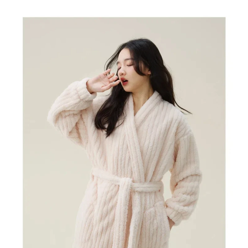 Textile City Off White Women's Thickened Robe Solid Soft Sleepwear Kimono Coral Fleece Night Gown Sets for Autumn and Winter