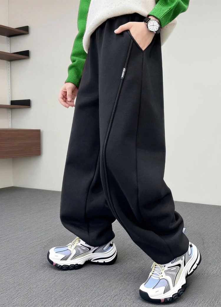 Kurze, stilvolle Kinder-Freizeithose für Frühling und Herbst, einfarbige Sport-Hose für Teenager-Jungen und -Mädchen, lässige sportliche Baumwoll-Sweatpants. – Detail 8