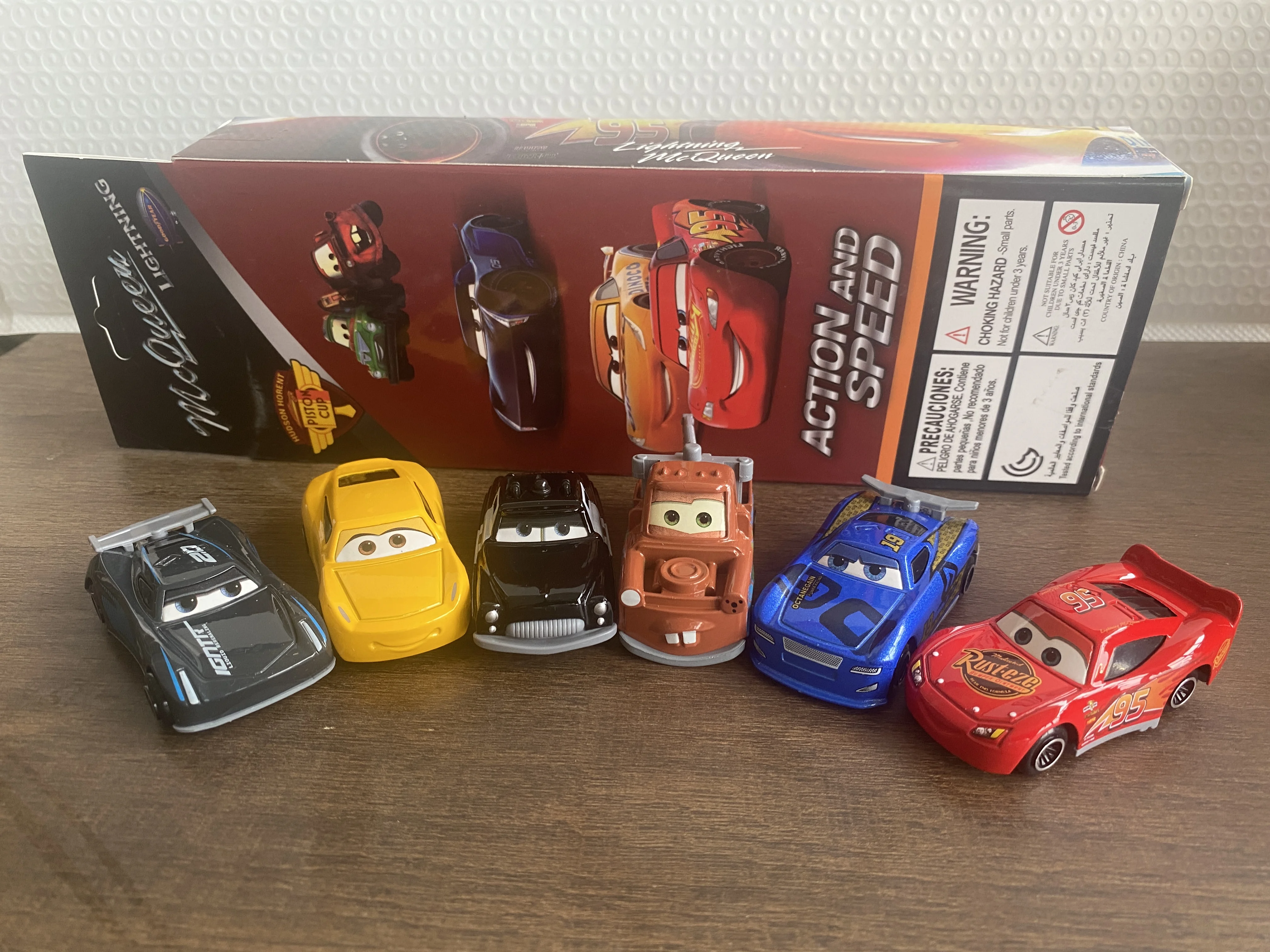 6 قطعة سيارات ديزني بيكسار 3 2 لعبة الإنزلاق سيارة صغيرة جاكسون العاصفة البرق ماكوين ماتر كروز راميريز مجموعة الأطفال هدية عيد ميلاد