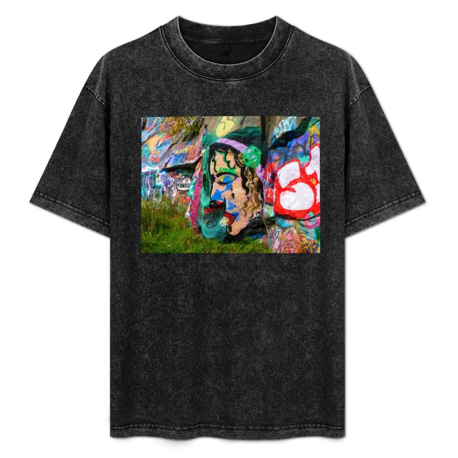 

Originality Graffiti T-Shirt anime clothes T-shirts man for a boy valentines boutique clothes mens clothes