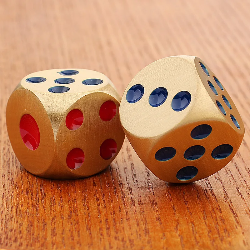 Vintage Hand-polished Pure Copper Dice Brass Color Dice Exquisite Dice Sieve Creative Mahjong Dice Metal Copper Art