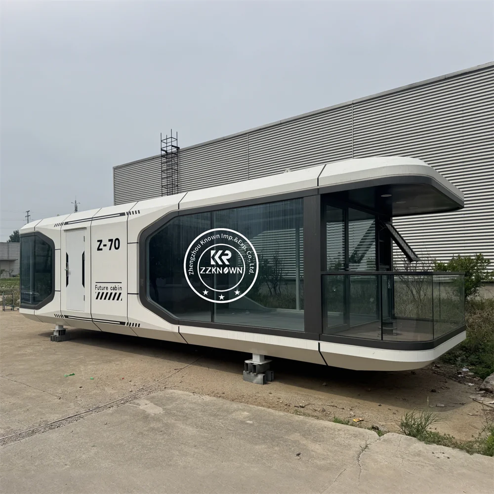 Modular Home Waterproof PU Sandwich Panel Space Capsule Hotel Resort Durable Portable Modular Luxury Capsule House for Outdoor