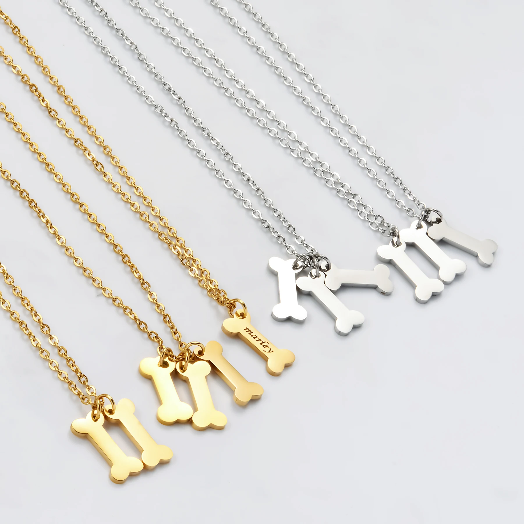 قلادة شخصية من الفولاذ المقاوم للصدأ للنساء ، حرف اسم مخصص ، سحر على شكل عظمي ، مجوهرات متدلية ، هدية ذاكرة