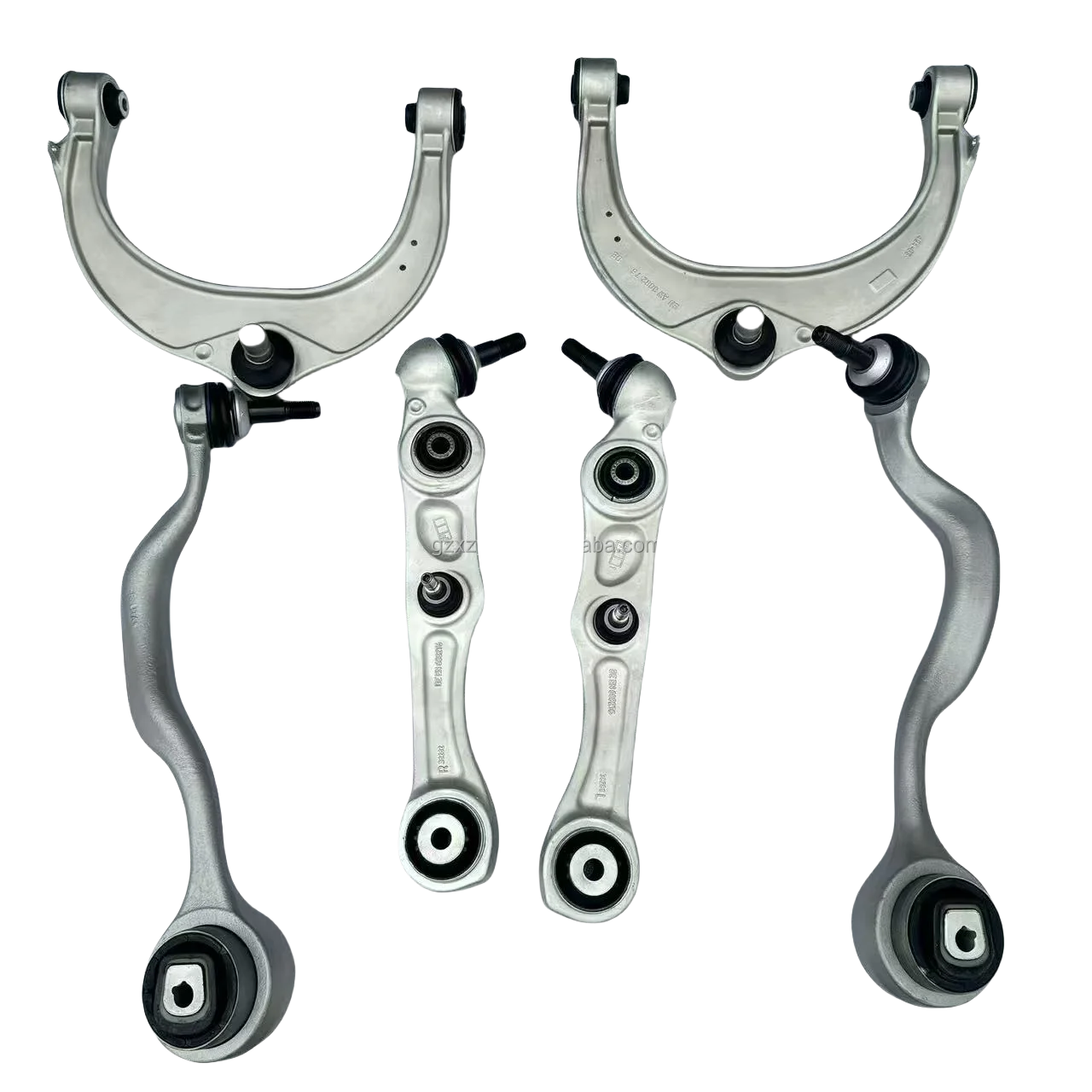 

Для Rolls Royce Cullinan резиновая опора нижнего поперечного поворотного рычага, OEM 31106893396 для левых и правых поворотных рычагов 31106893396