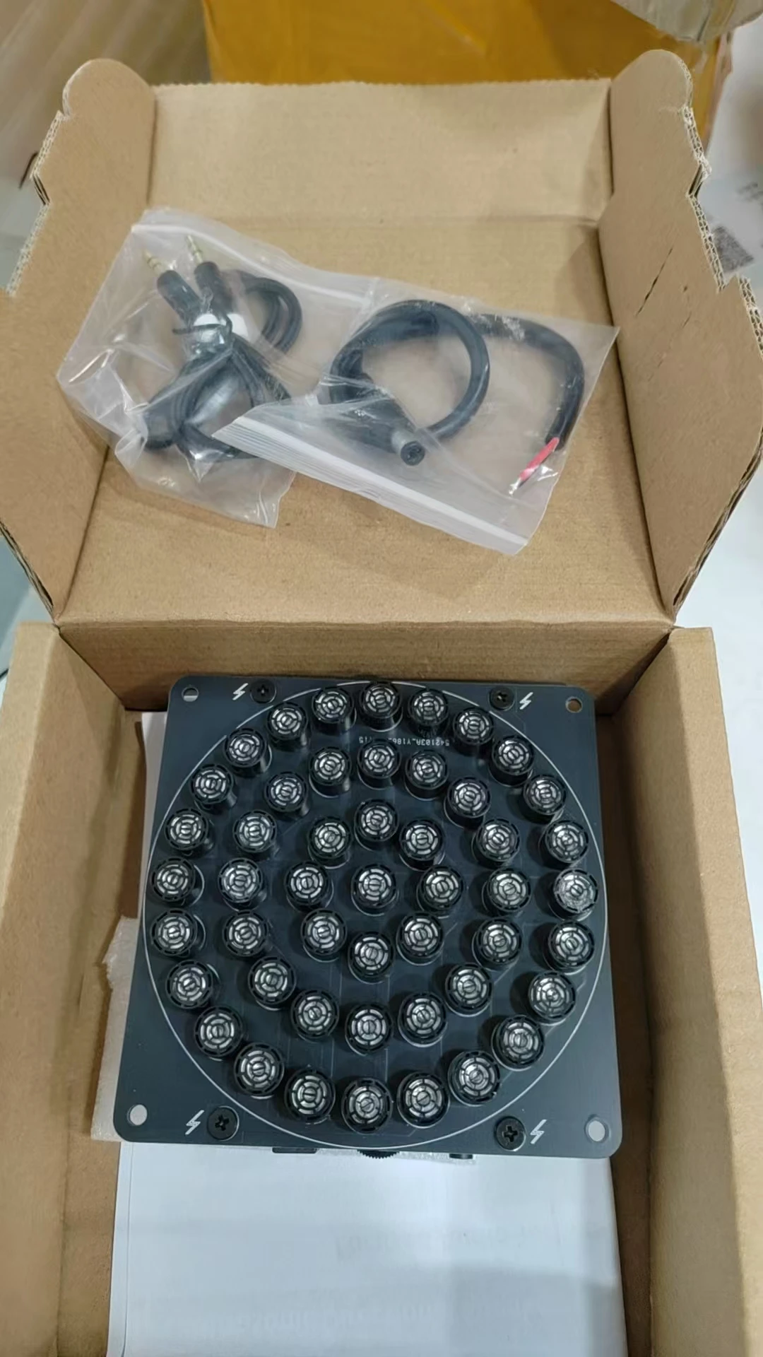 Parametric Speaker 40kHz Ultrasonic Directional Sound Speaker for Home Theater Museum Commercial Display