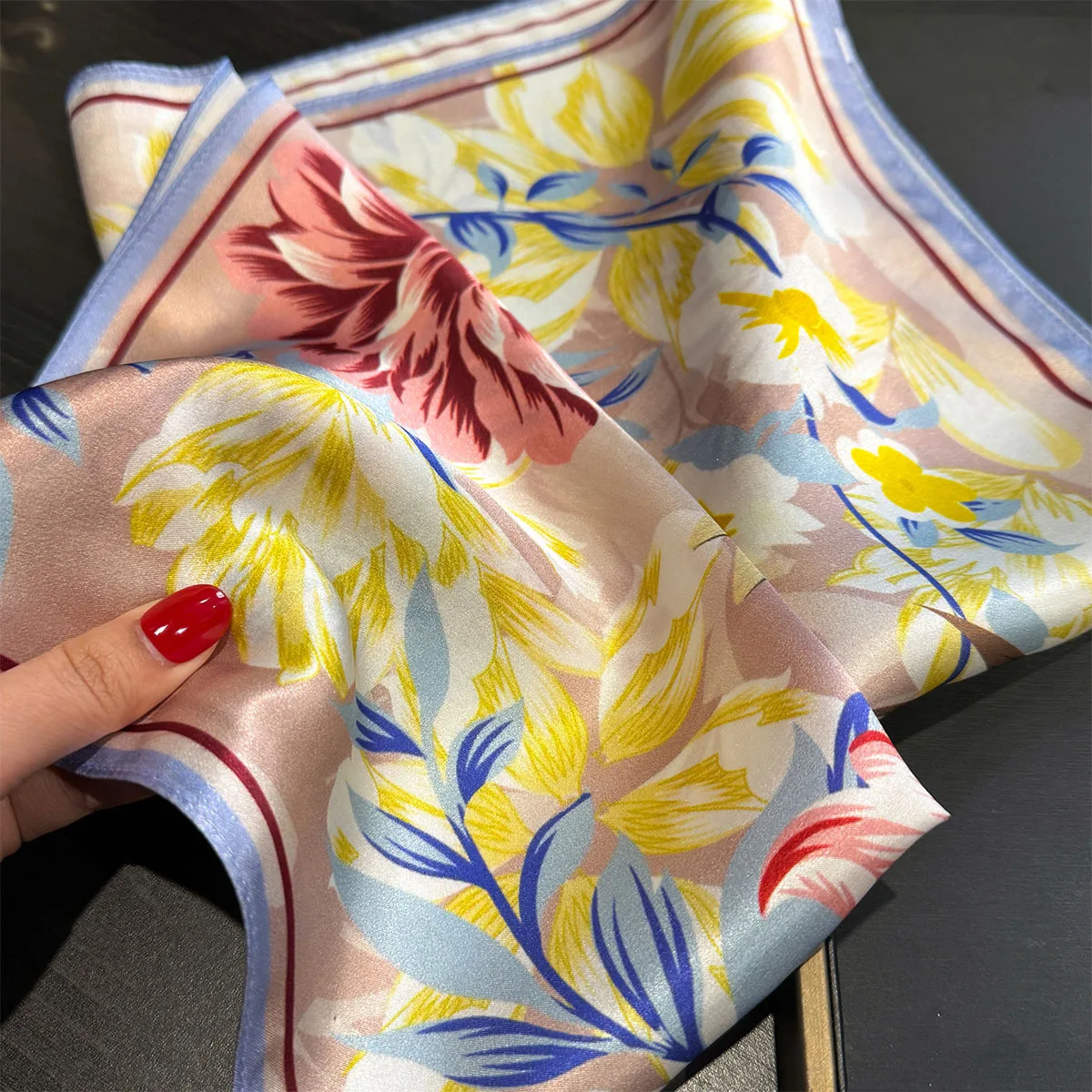 

Брендовый шарф из 100% чистого шелка, женский платок для волос, квадратная повязка на голову, шарфы, бандана, модный новый маленький хиджаб, шарфы с принтом, пашмина