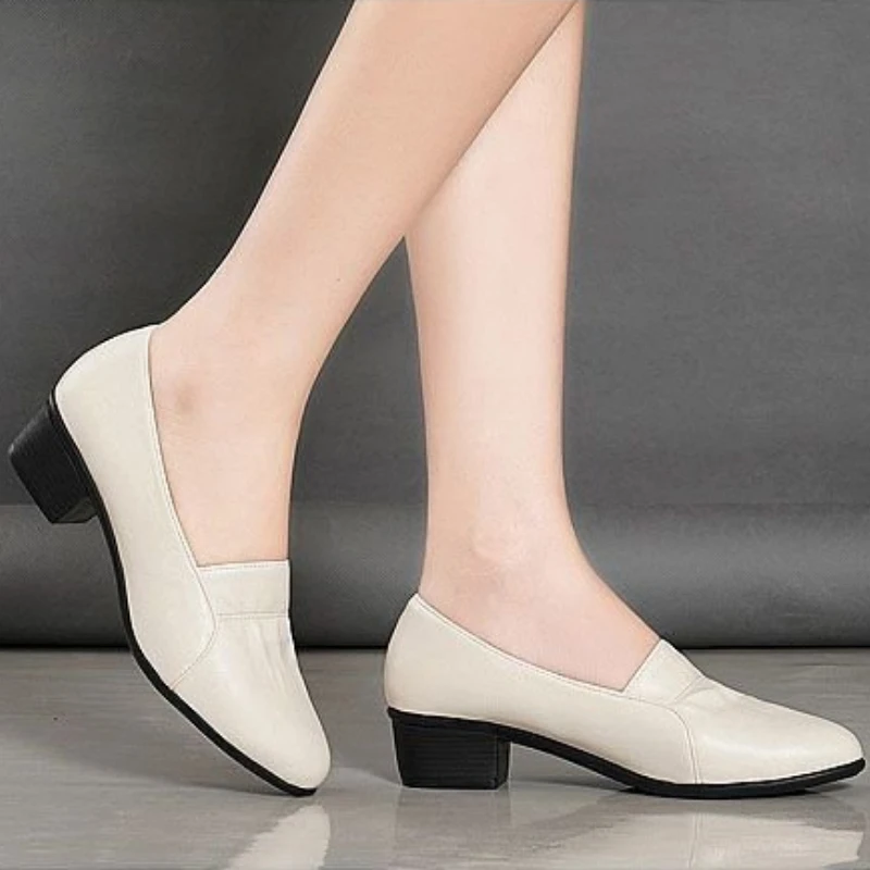 Komfortable Walking-Schuhe für Damen, mittelhohe Blockabsatz-Pumps, Slip-On-Loafer aus PU-Leder, Vintage-Stil, quadratische hohe Absätze, Büro-Damenschuhe, elegante Schuhe – Detail 5
