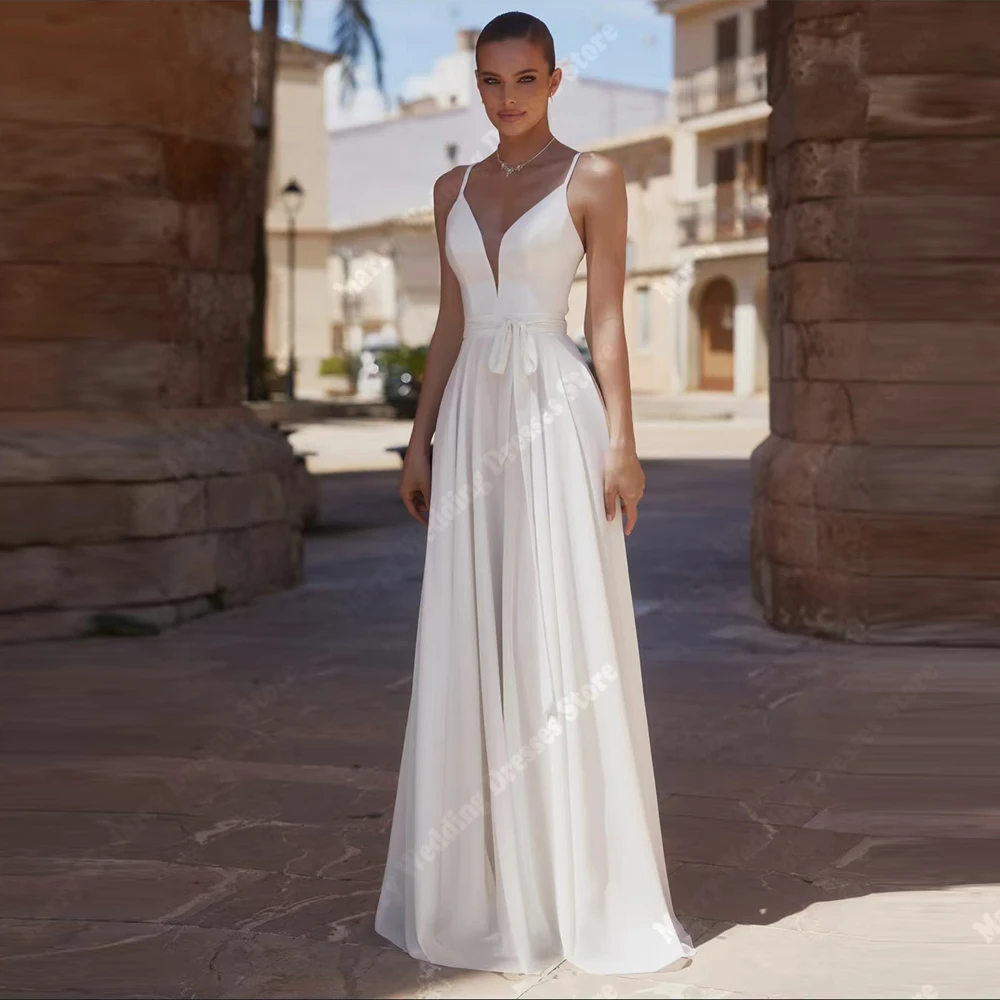 

2025 Sexy Women A-Line Wedding Dresses Sweetheart V-Neck Bridal Gowns Elegant Sleeveless Backless Ball Robe De Mariée Customized