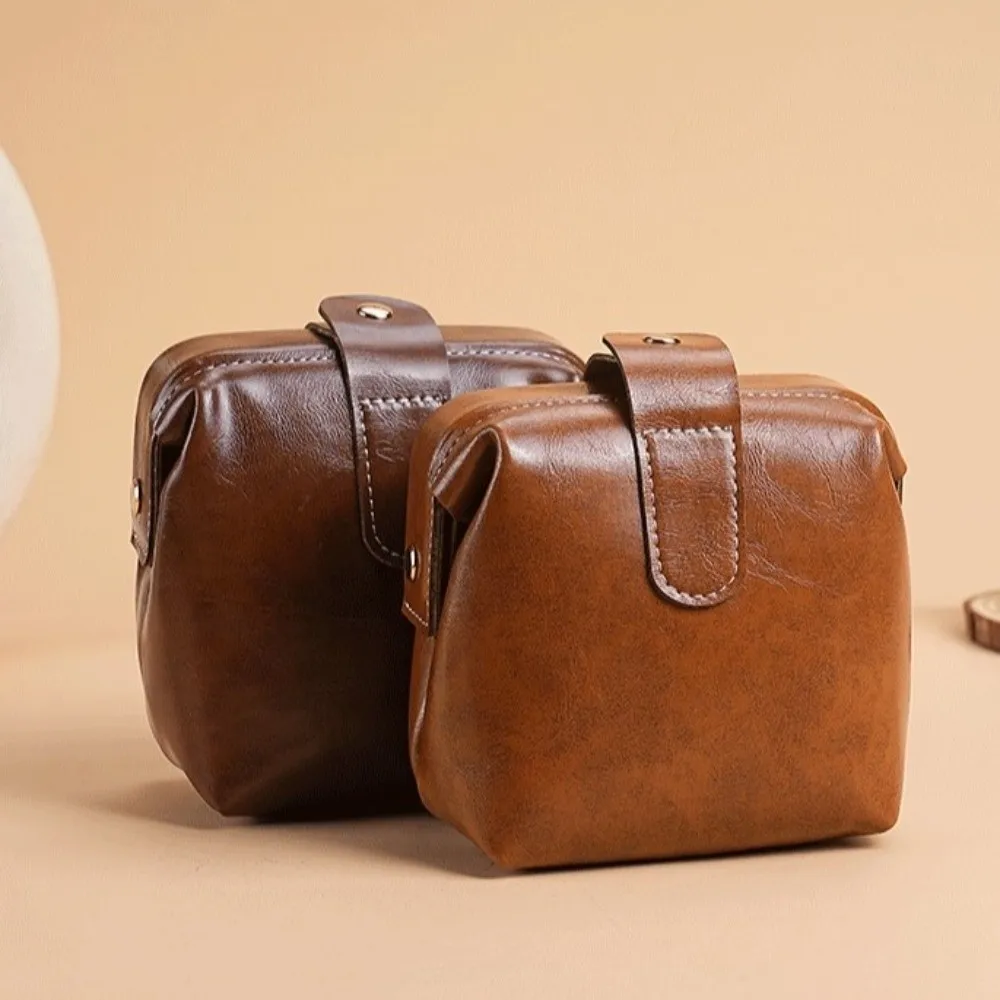 

Fashion Vintage PU Leather Cosmetic Bag Button Solid Color Coin Purse Large Capacity Makeup Case