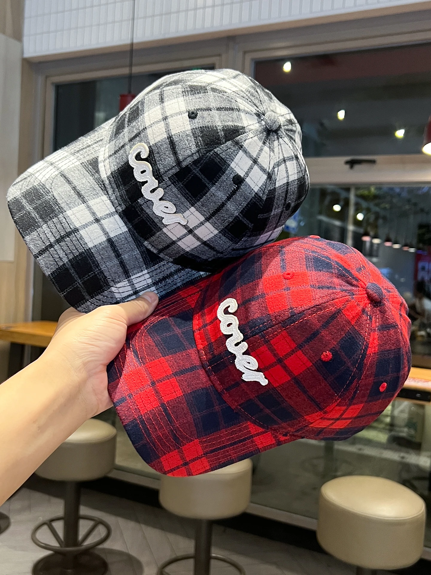 

Vintage Plaid Baseball Cap for Men and Women 2025 New Wide Brim Face Slimming Soft Top Duckbill Cap