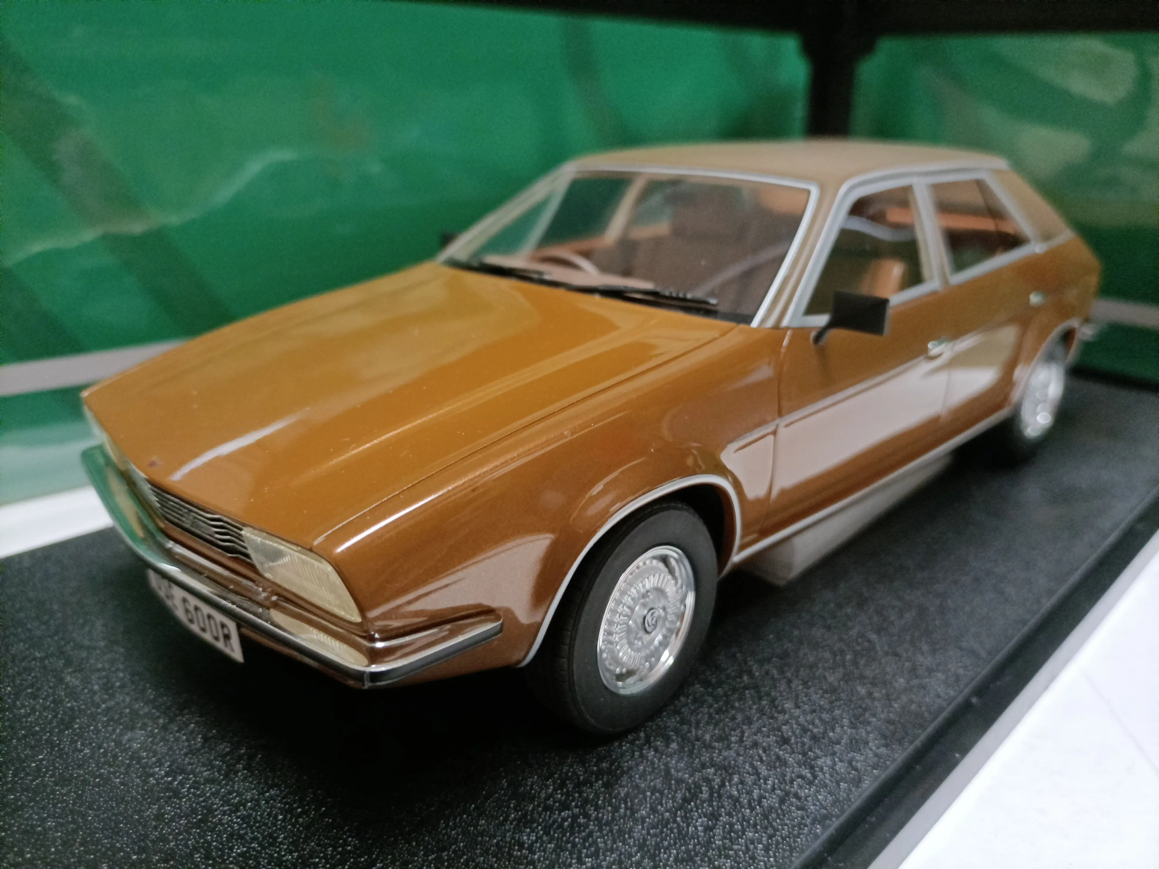 Cult 1:18 Austin Princess 200HLS 1979 Simulation Limited Edition Resin Metal Static Car Model Toy Gift