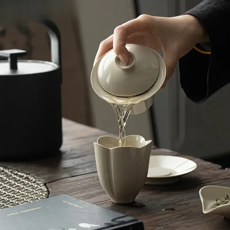 75ml Plant Ash Gaiwan Elegant Hand Grasping Bowl Tea Tureen Household Tea Bowl With Lid Kit Tea Maker Cover Bowl Teaset Gift