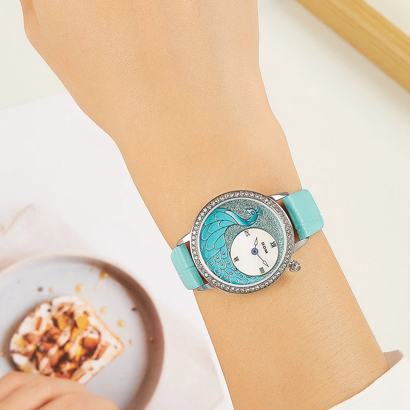 DOM 1597 أزياء المرأة كوارتز ساعات أنيقة الطاووس الماس الهاتفي حزام من الجلد للماء سيدات الأعمال عارضة ساعة اليد