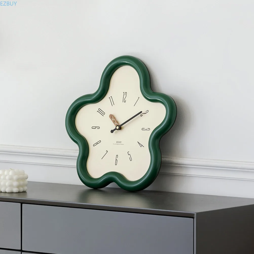 Cream Style Living Room Wall Clock Minimalist Digital Clock Restaurant Creative Swinging Digital Wall Clock Home Decoration