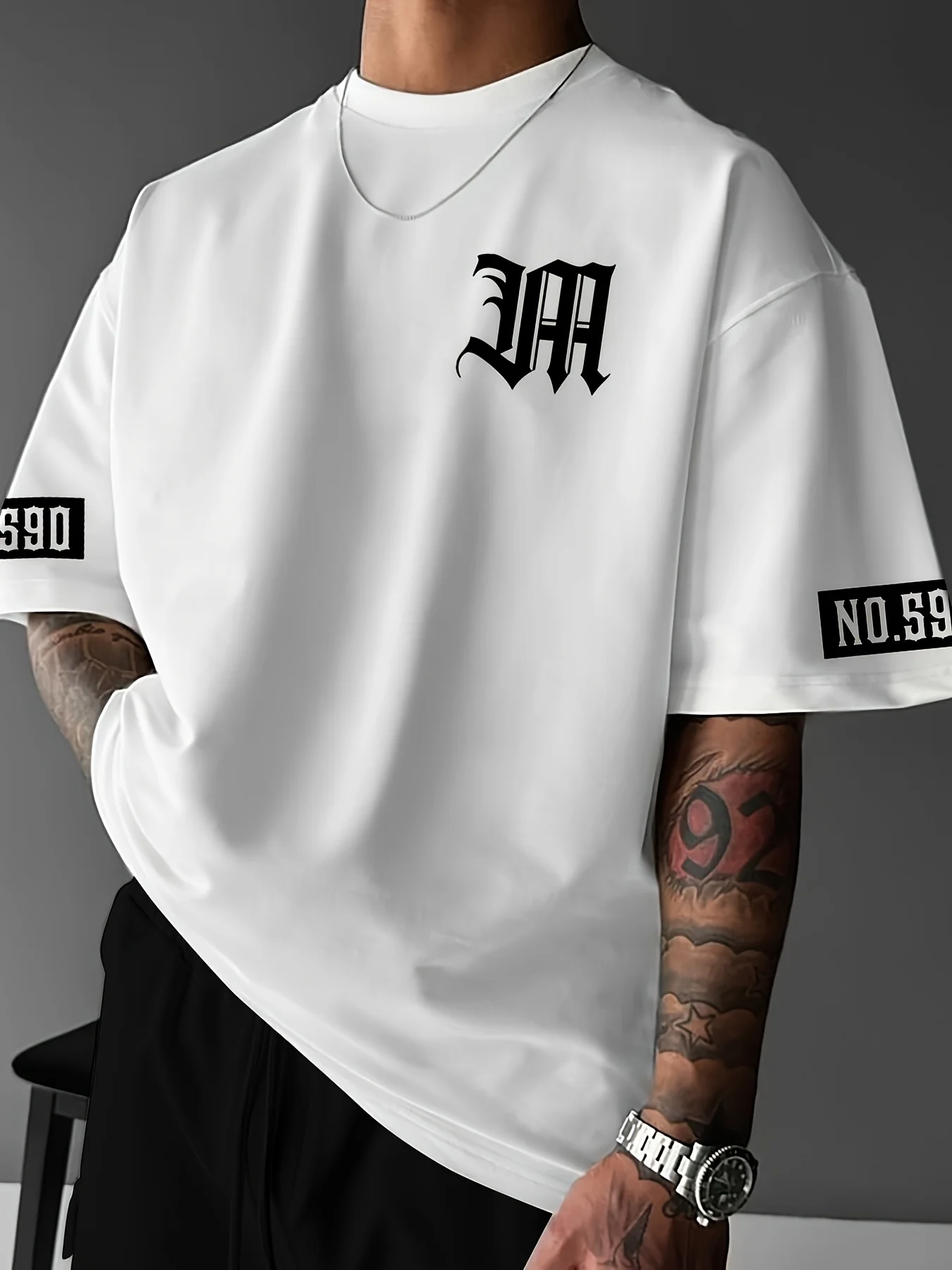 The new men's T-shirt for summer 2025 is breathable lightweight casual and simple with letter prints