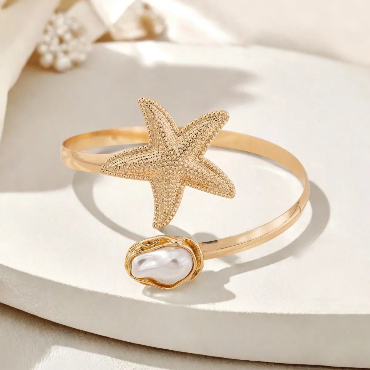 Mermaidcore Seestern Oberarm-Manschette Armband Goldfarben Perlen-Charm Armreif Sommer Ozean Strand Schmuck für Frauen – Detail 5