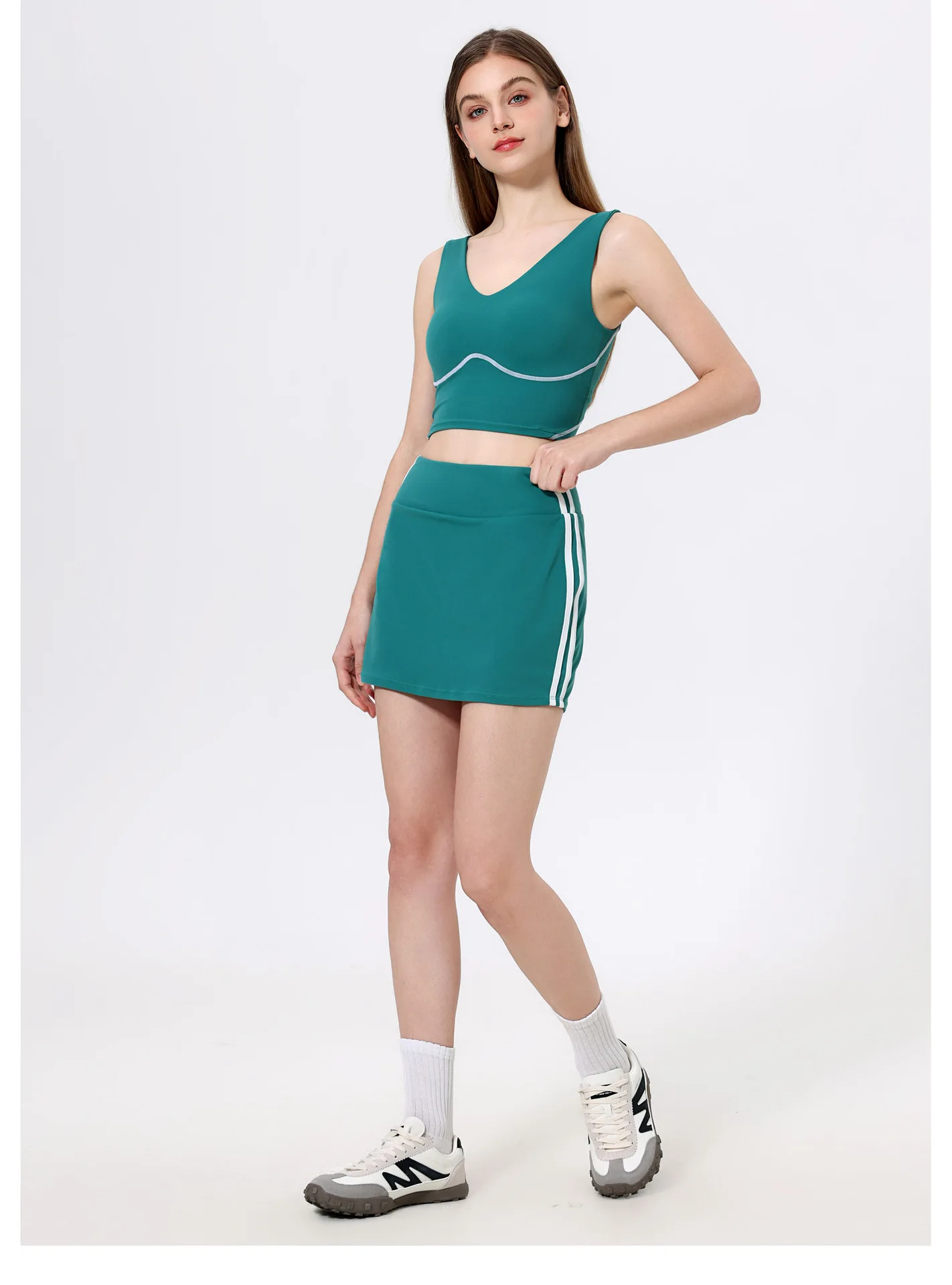 

Slimming Back Contrasting Vest Set, Fitness Belt, Chest Cushion, Non Running Cup Sports Bra, Tennis Short Skirt Set