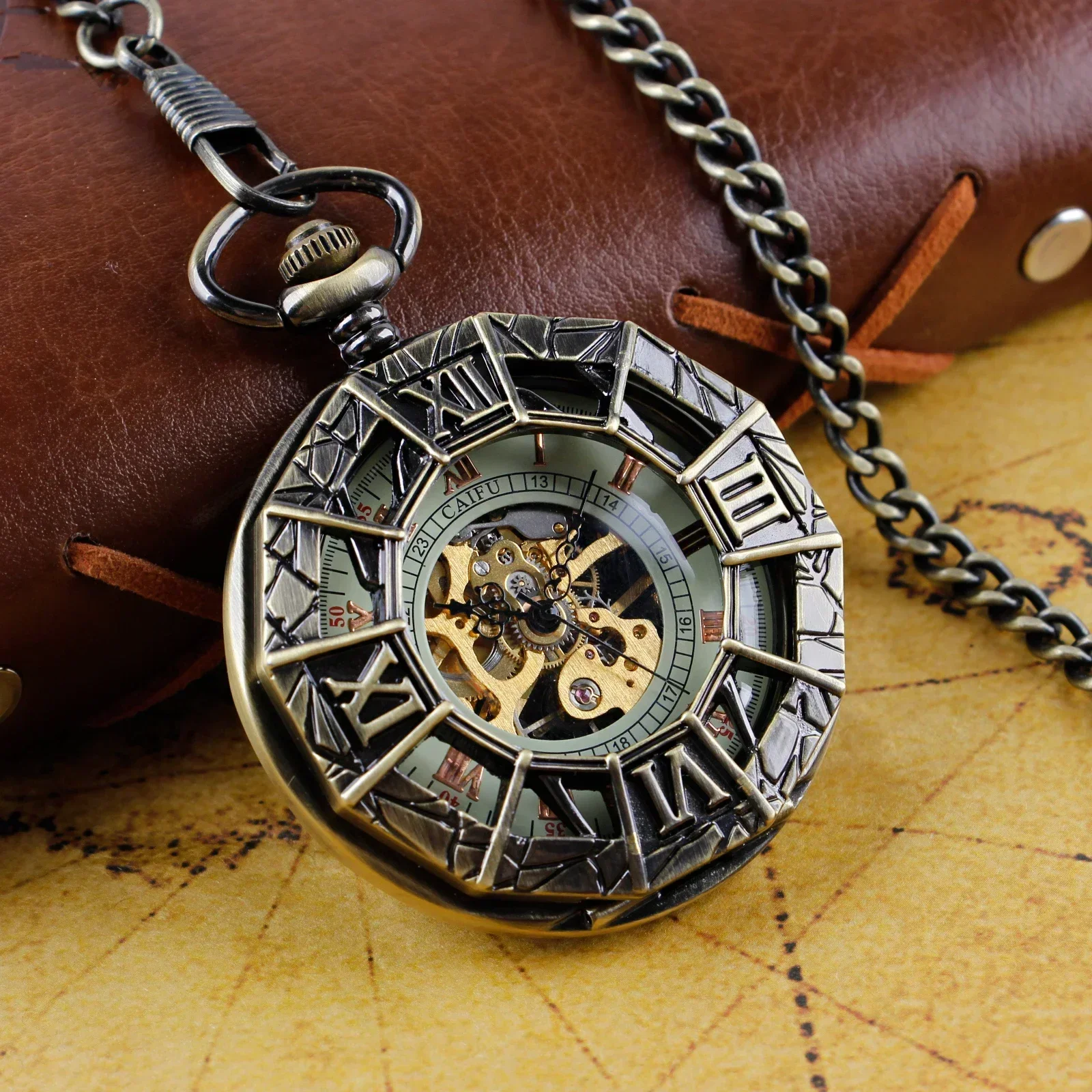 

Delicate Antiques Retro Pocket Watches Mechanical For Men Women Roman Numerals Case Mechanical Pockets Fob Watch Gift