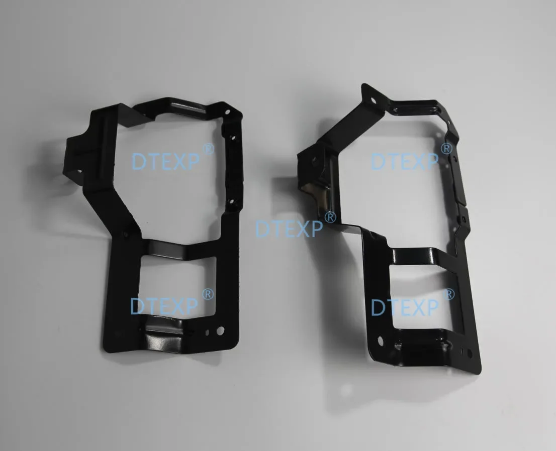 1 or 2 Pcs  Lamp Support for Pajero Sport K80 K90 2000-2006 MR482497 Front Light Steel for Montero Sport Bracket for Nativa