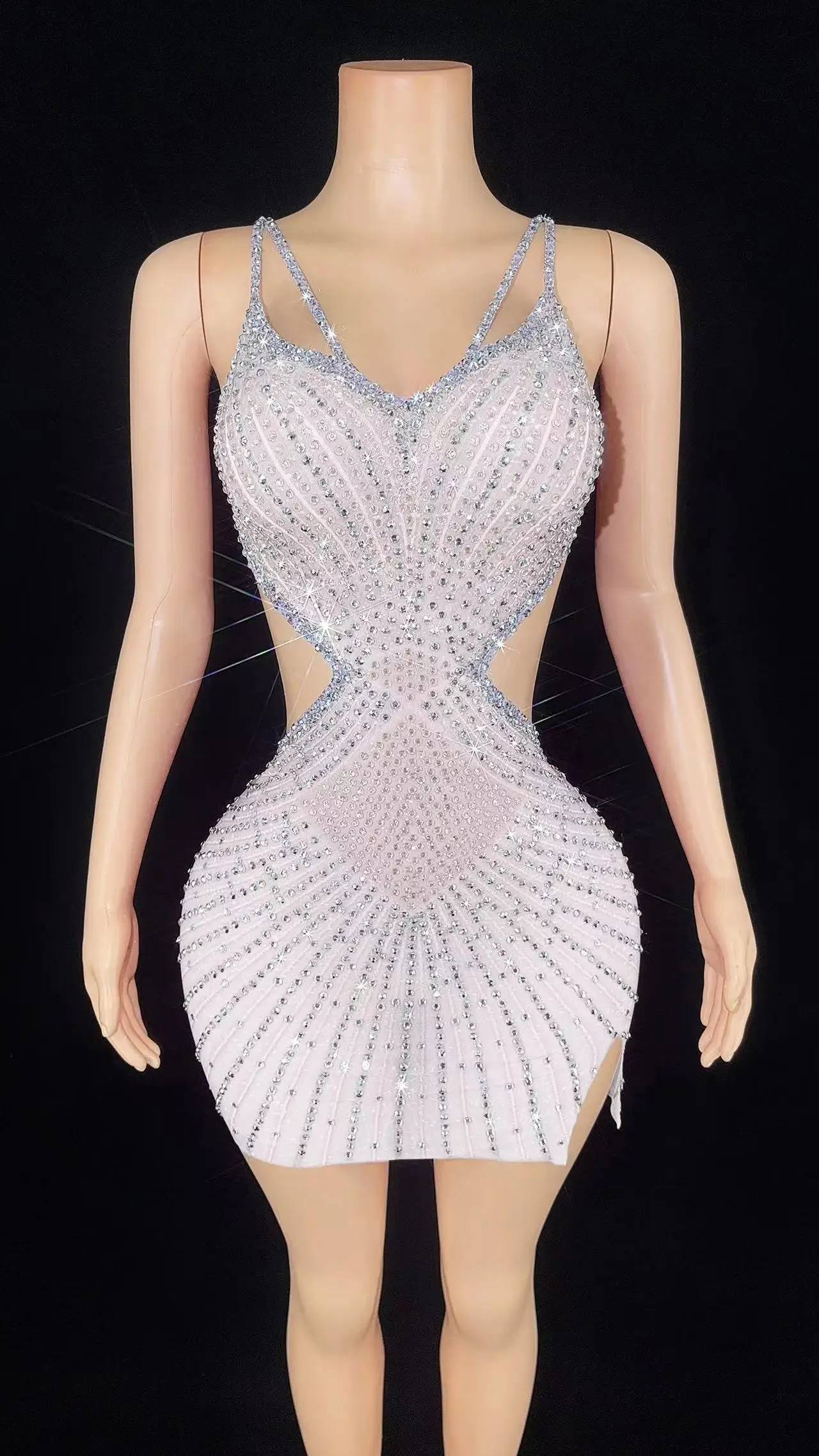 ชุดเดรสสั้นประดับเพชรระยิบระยับสุดเซ็กซี่สำหรับฤดูร้อน ชุดราตรีเปิดหลังสำหรับผู้หญิง ชุดฉลองวันเกิด ชุดออกงานกลางคืน ชุดแสดงบนเวที