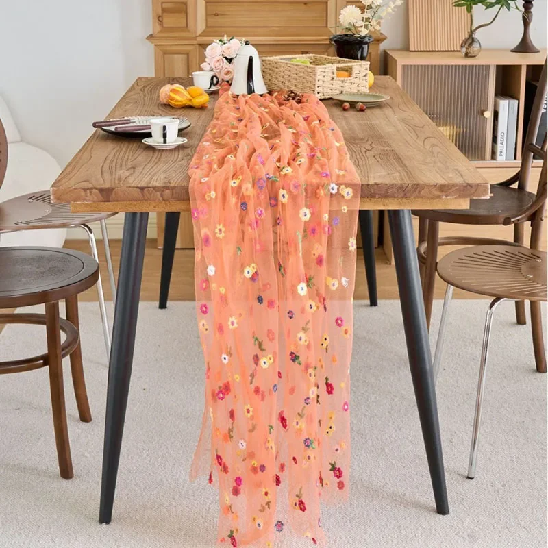 French Flower Embroidery Lace Table Runner Romantic Pleated Wedding Dining Table Decoration Solid Long Tablecloth for Banquet
