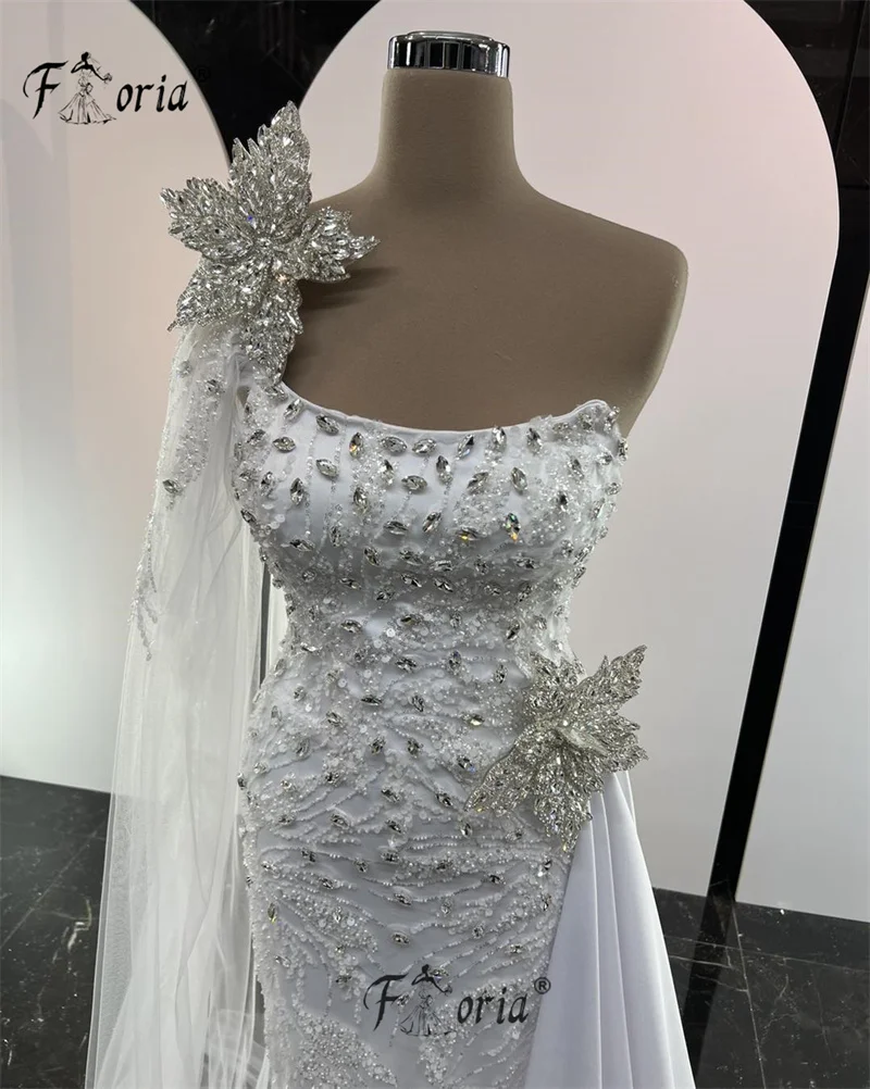 Vestido de noite sereia árabe para mulheres, Vestidos de noite elegantes, Cauda lateral, Xale longo strass, Branco