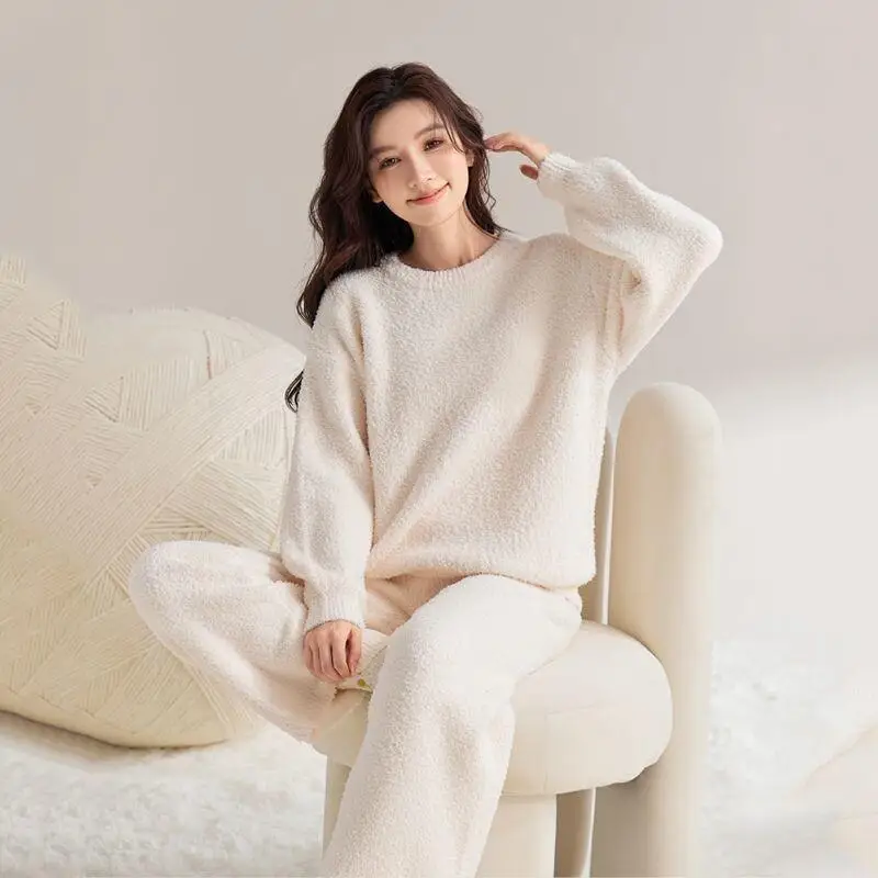 

Women's Pajama Set Girl Winter Homewear Flannel Pajamas Coral Fleece Round Neck Loungewear Set for Women Home Wear Cozy Warm