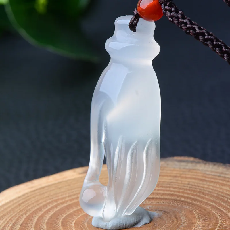 

Agate Guanyin Buddha Hand Pendant Ice Jade White Chalcedony Women's Pendant Jade Baby Style Buddha Hand Pendant